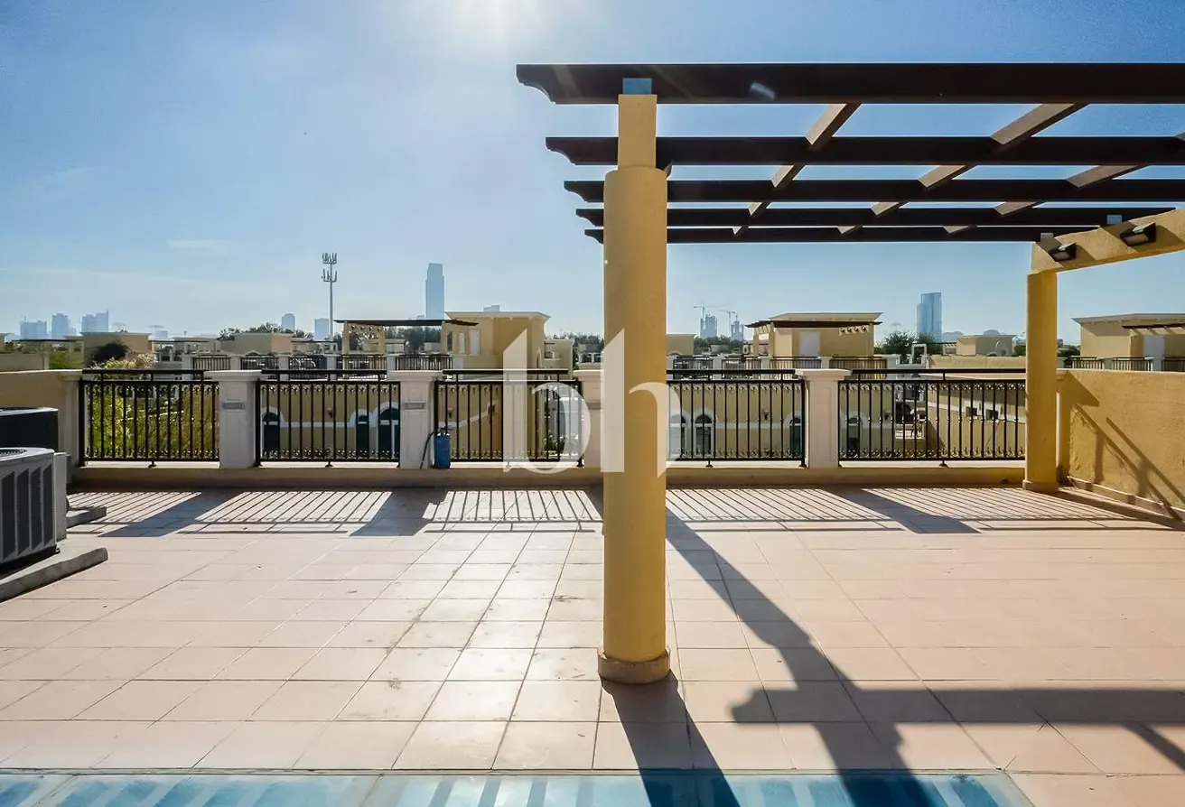 Corner Unit | Best Location | 4 bed plus maids