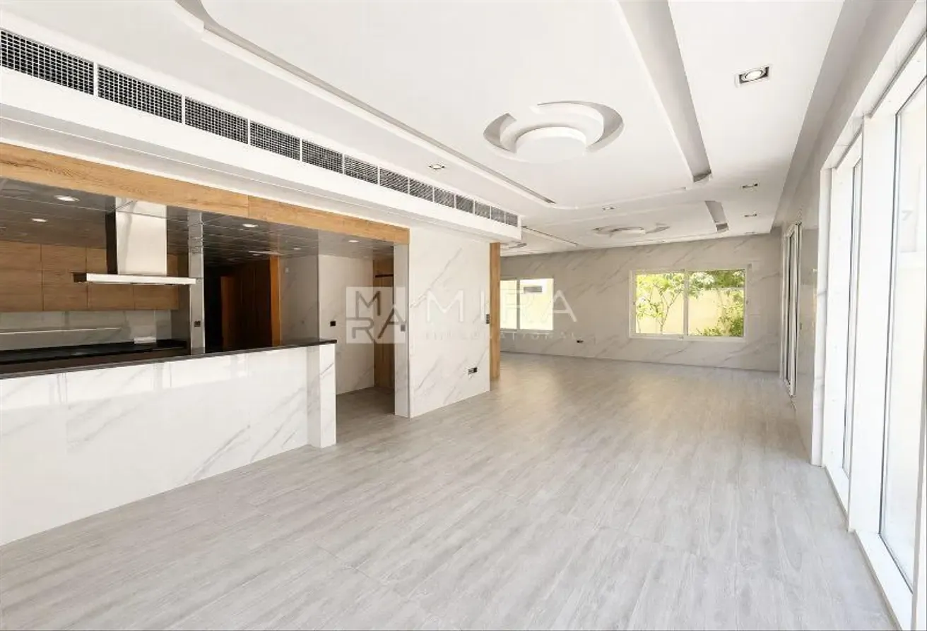Unfurnished I Large Balcony I Well Maintained