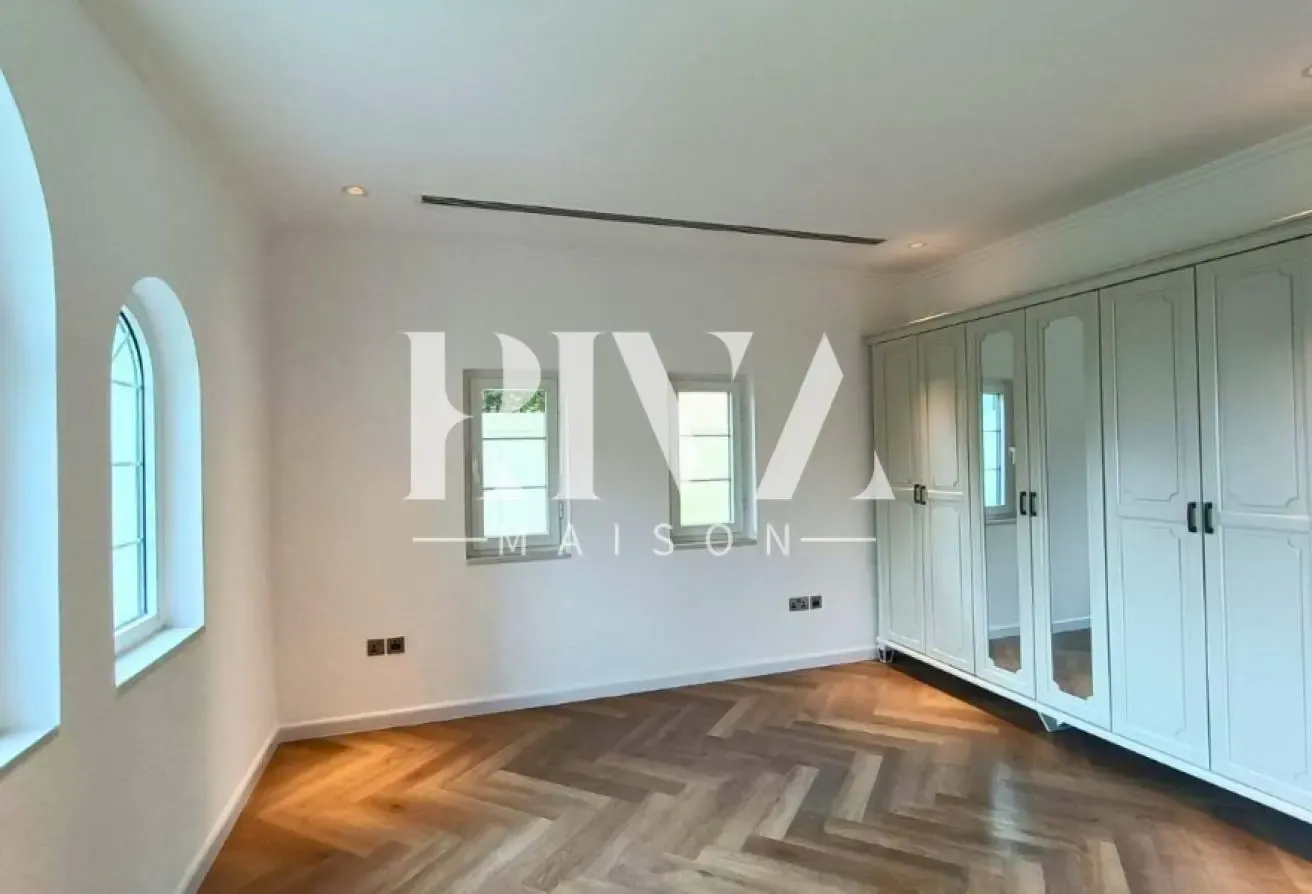 Upgraded And Extended | Corner Plot | Single Row