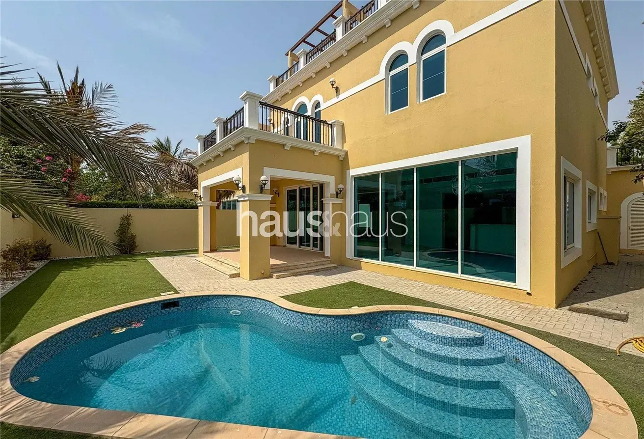 Plunge pool | Prime Location | Large Plot