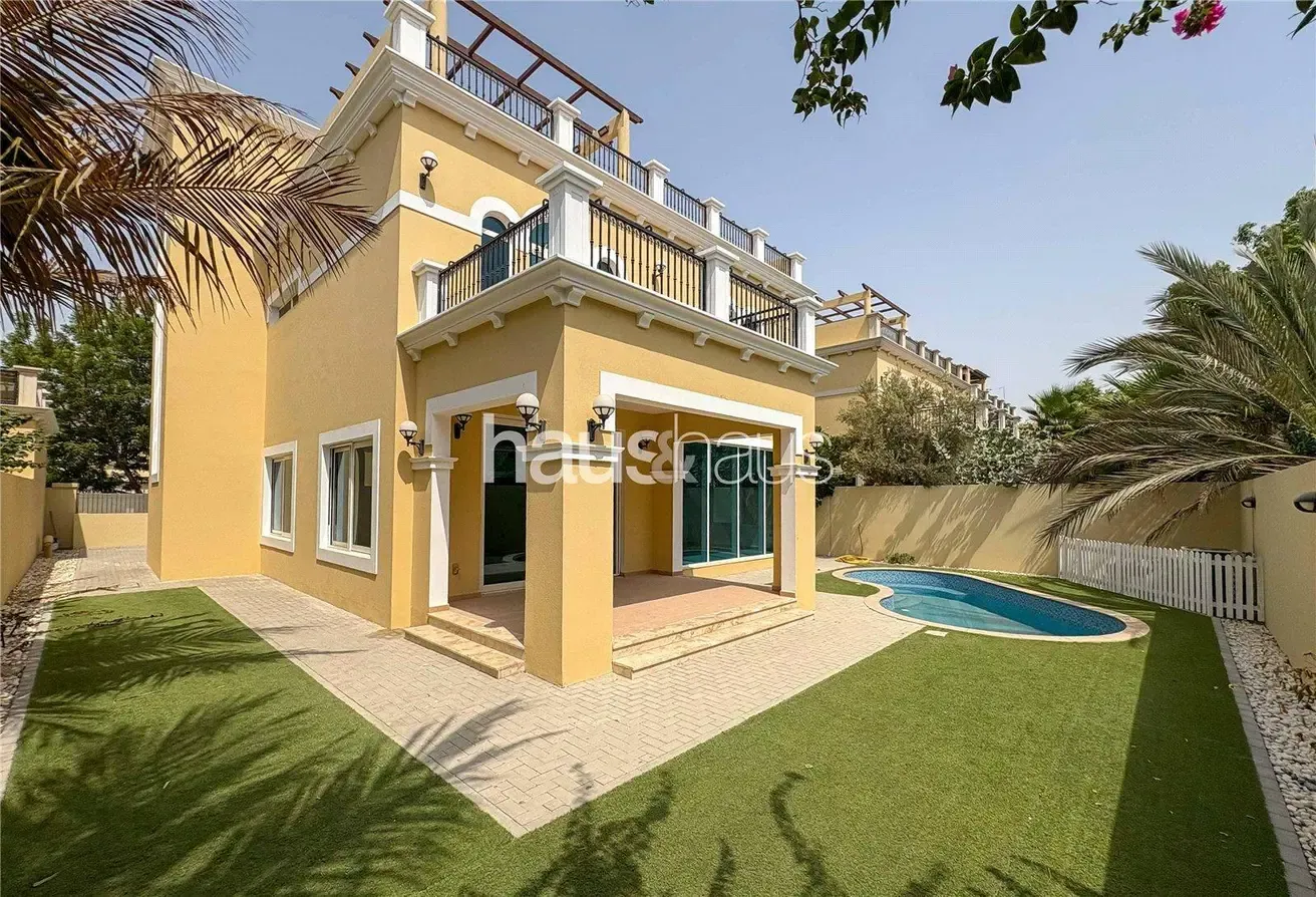 Plunge pool | Prime Location | Large Plot