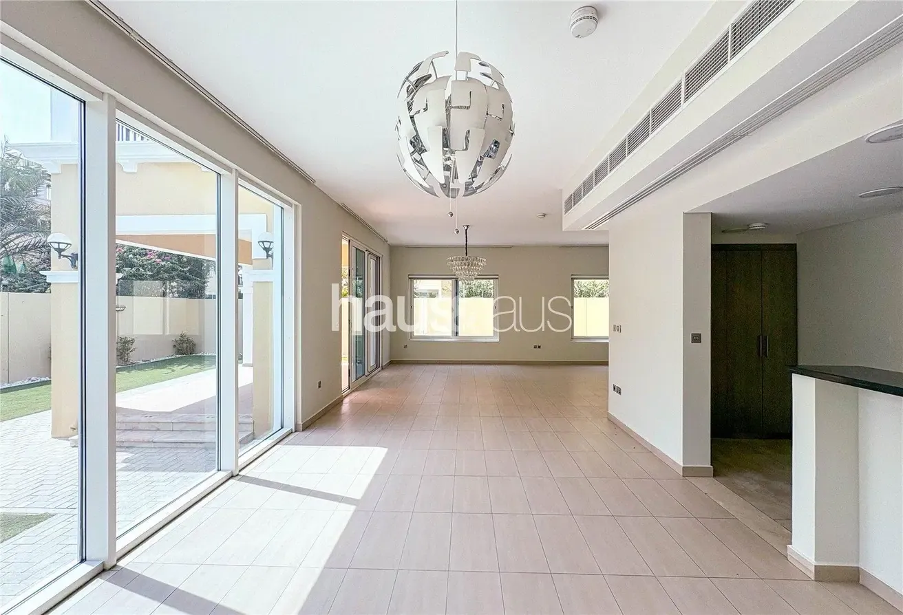 Plunge pool | Prime Location | Large Plot