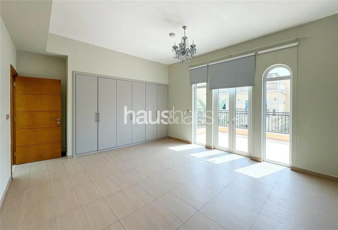Plunge pool | Prime Location | Large Plot
