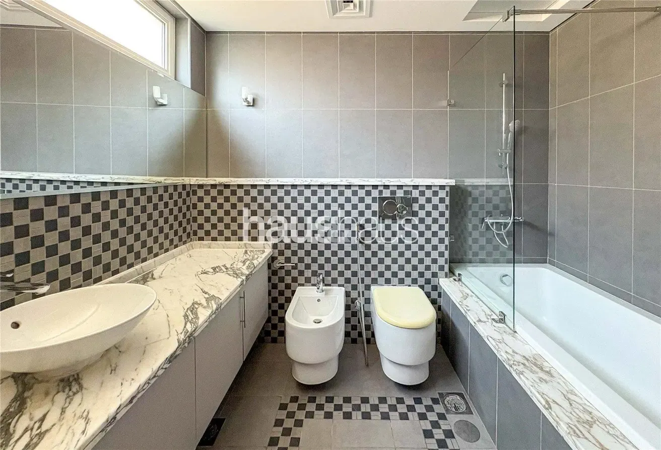 Plunge pool | Prime Location | Large Plot