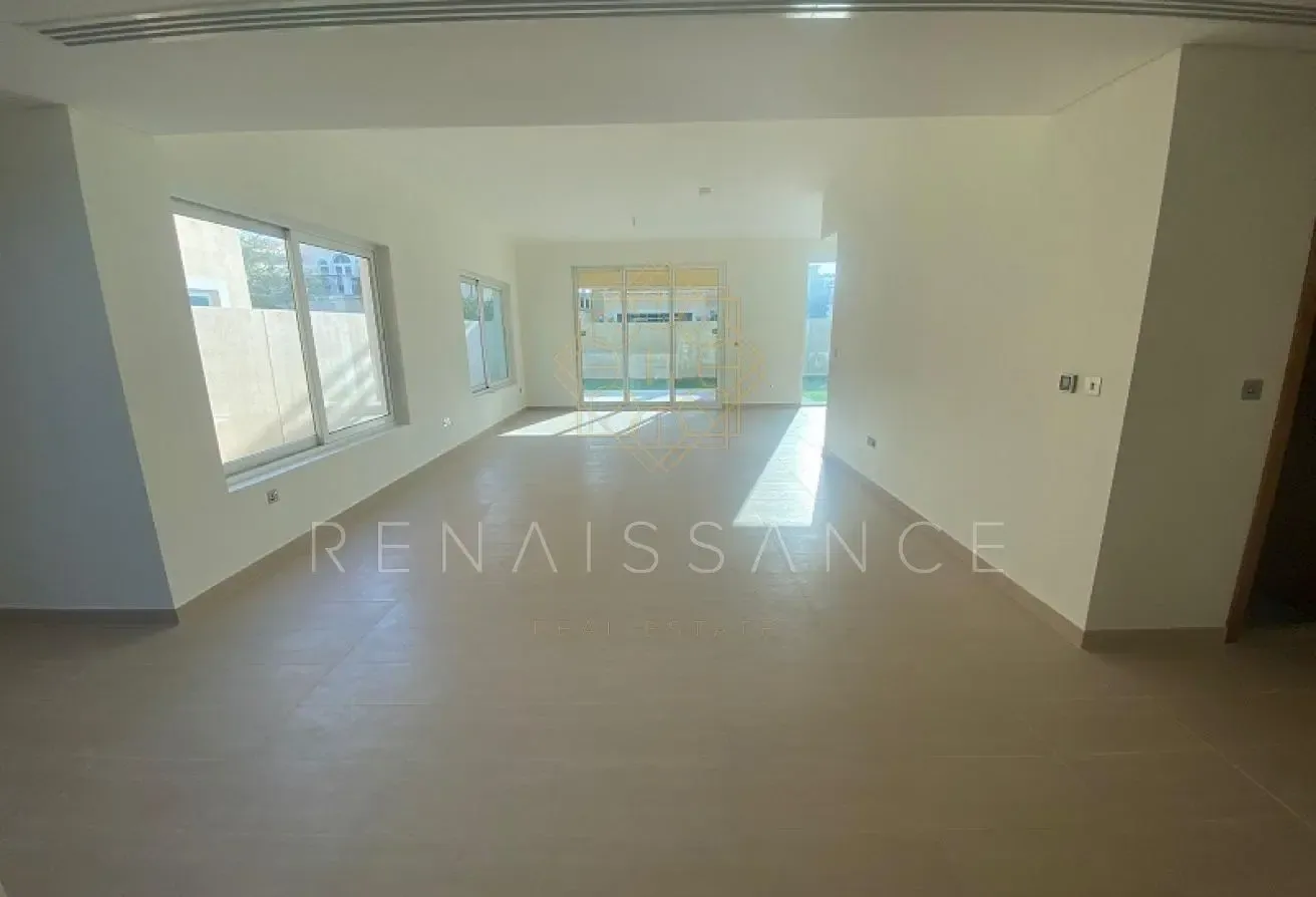 Premium Bright 4BR Villa | Vacant and Ready