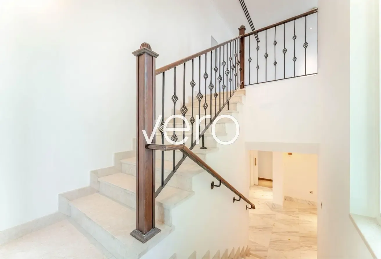 4BR En-Suite | Upgraded Villa | Corner Plot