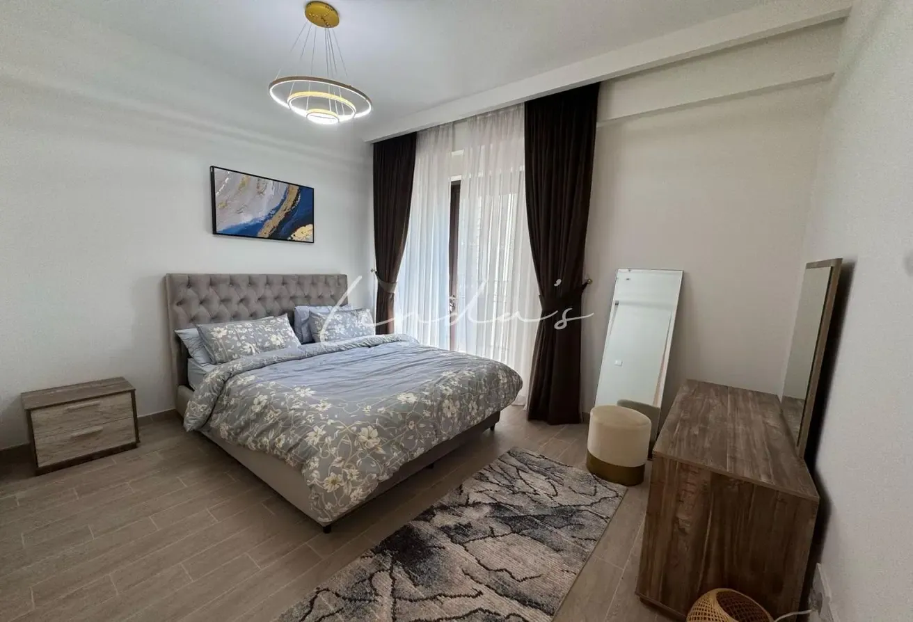 Fully Furnished | Vacant | Community View