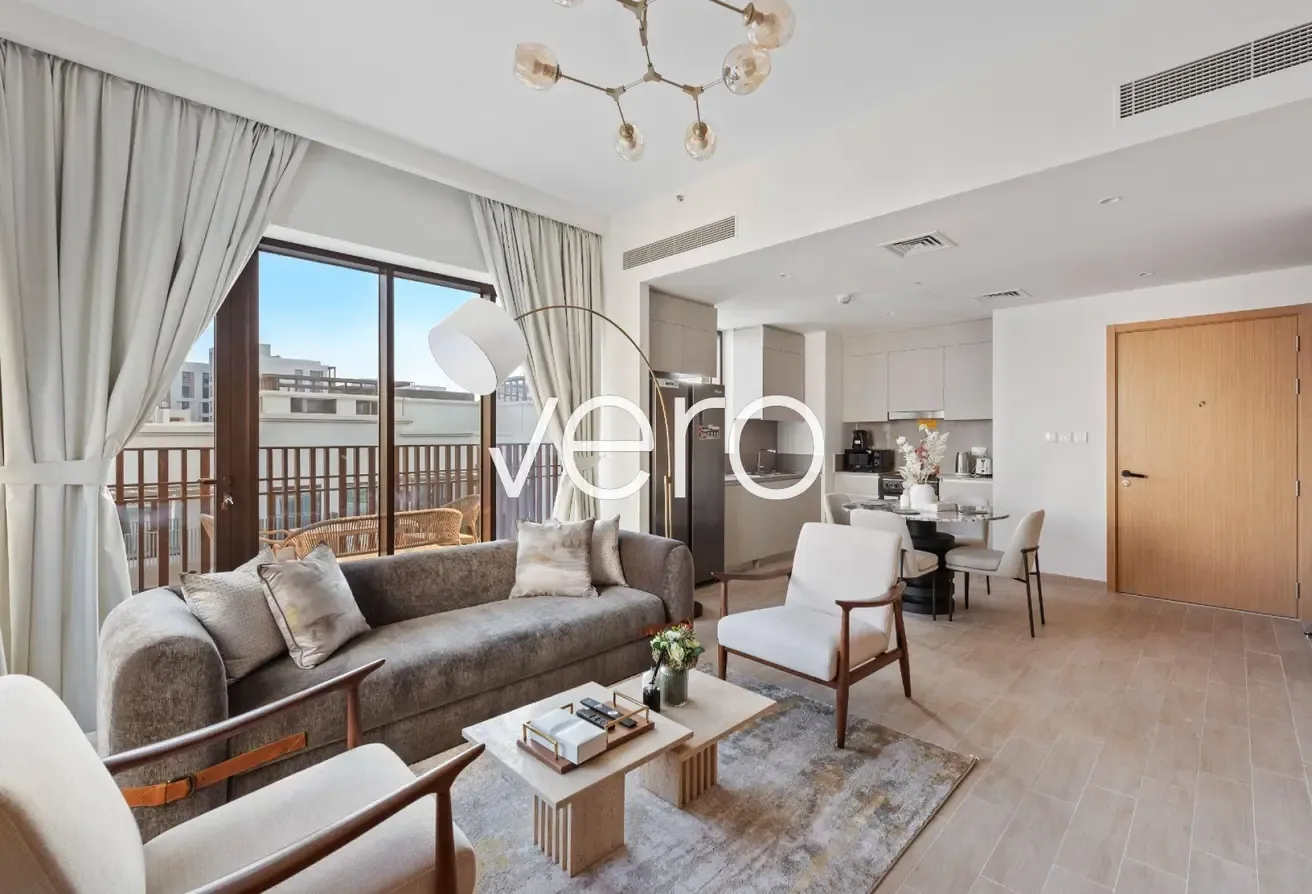Contemporary 2BR | Beach Access | Vacant