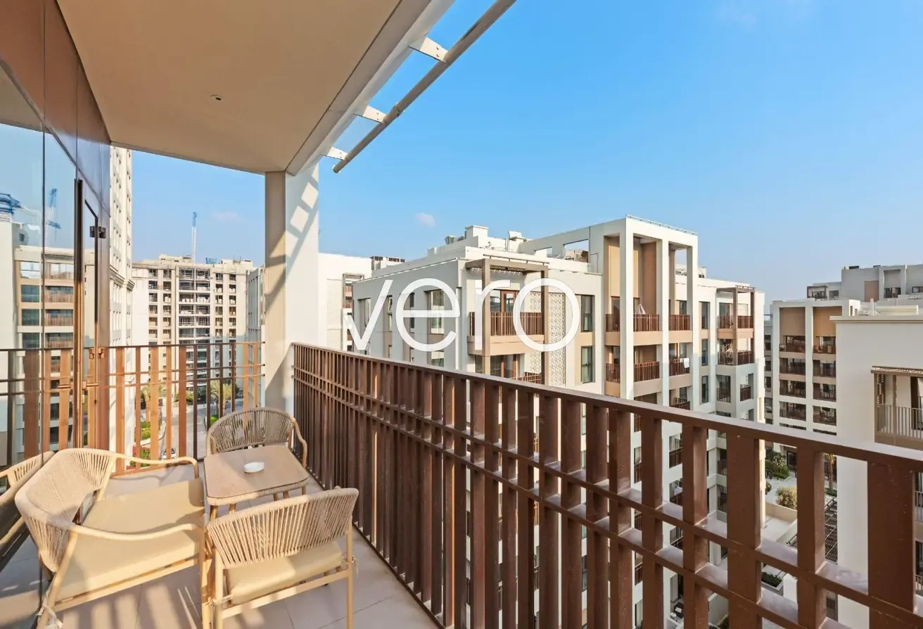 Contemporary 2BR | Beach Access | Vacant