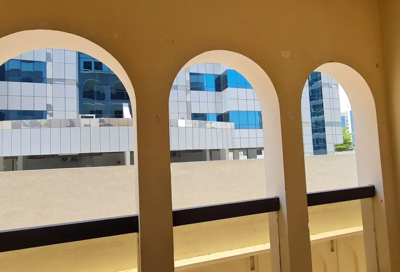 3 BR Apartment in Dubai Silicon Oasis with Balcony