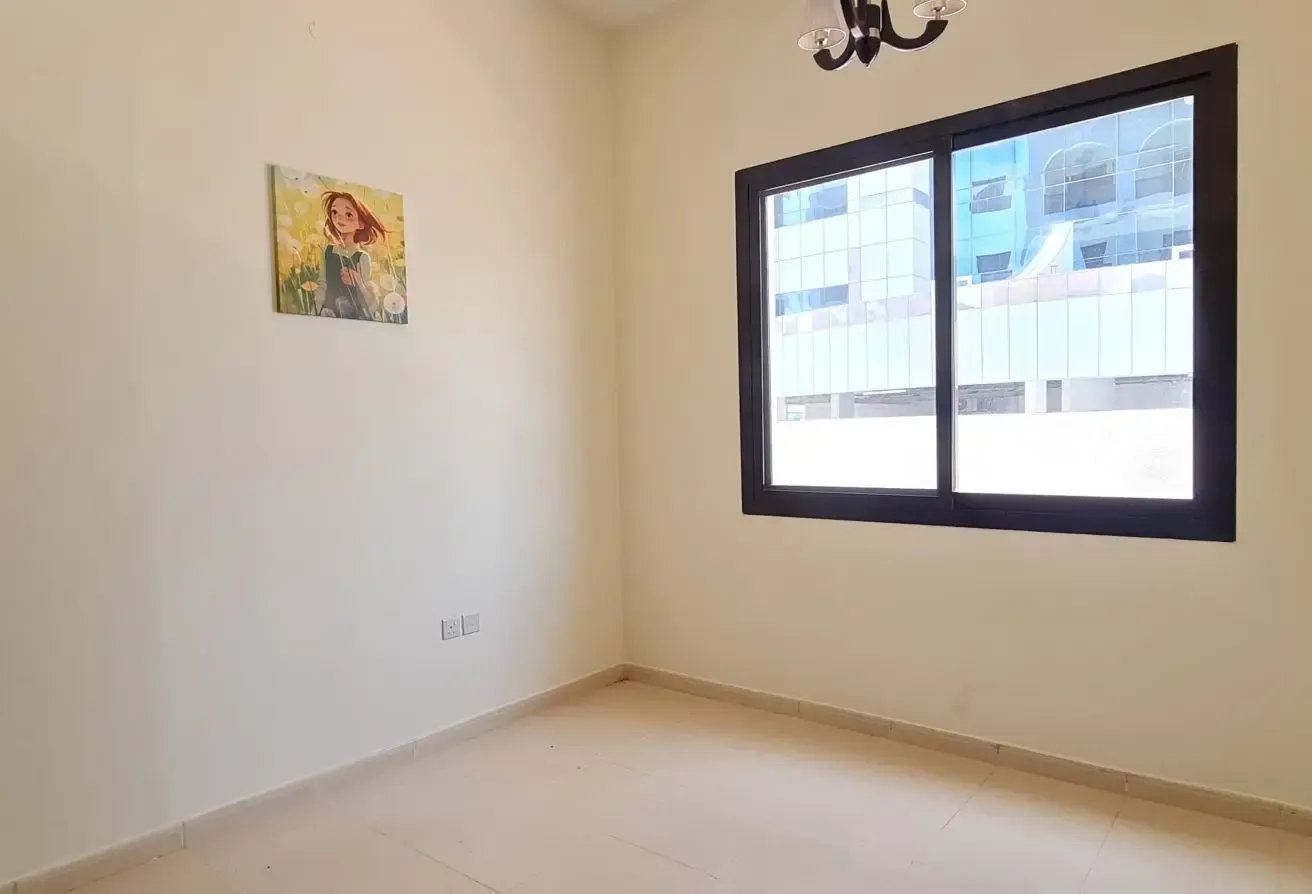 3 BR Apartment in Dubai Silicon Oasis with Balcony