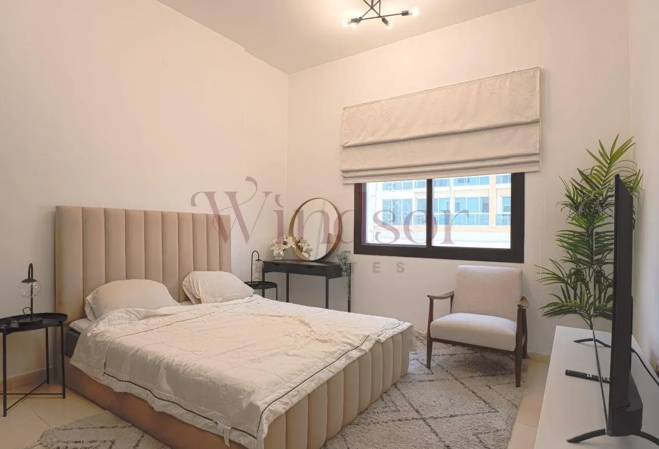 Fully Furnished | Pet Friendly | 12 Cheques