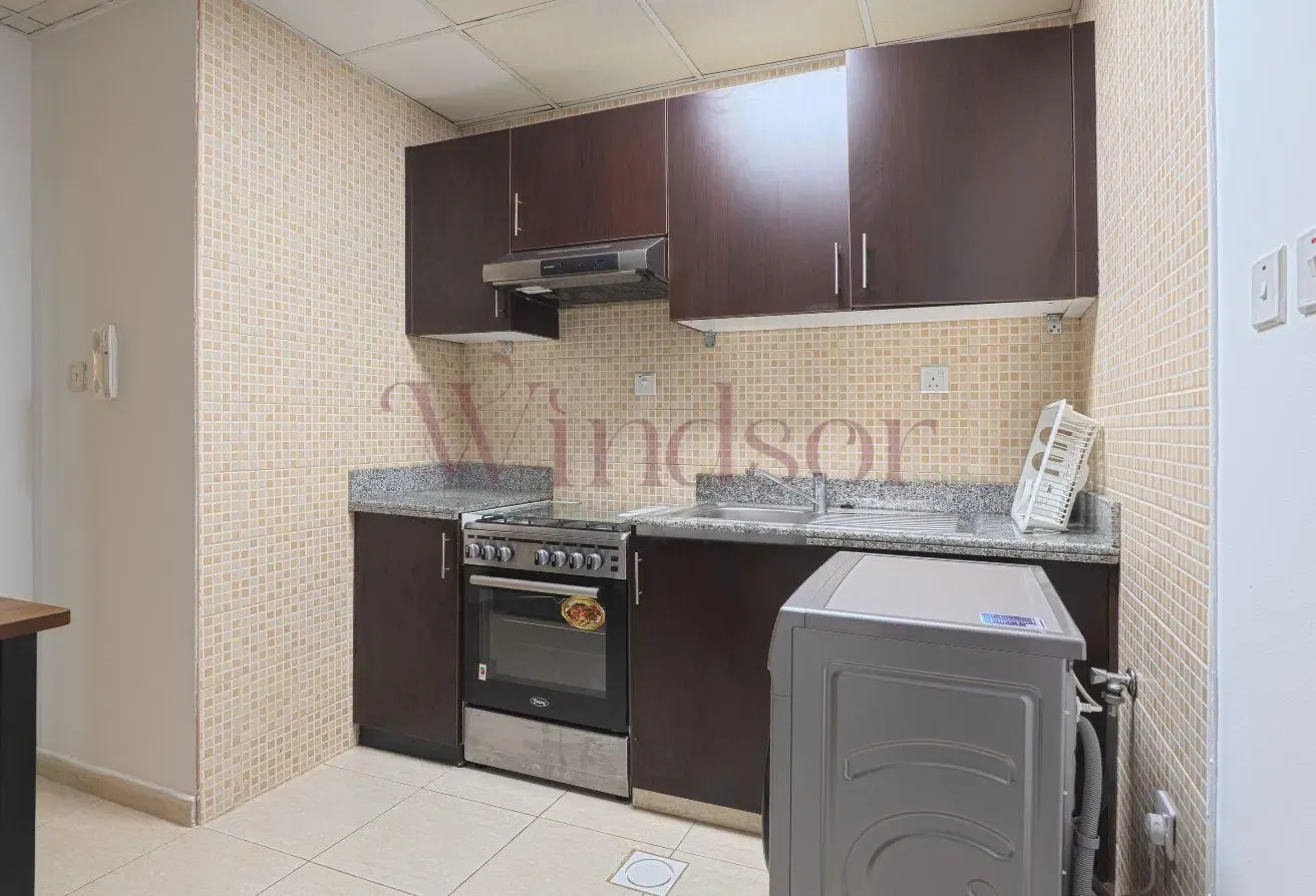 Fully Furnished | Pet Friendly | 12 Cheques