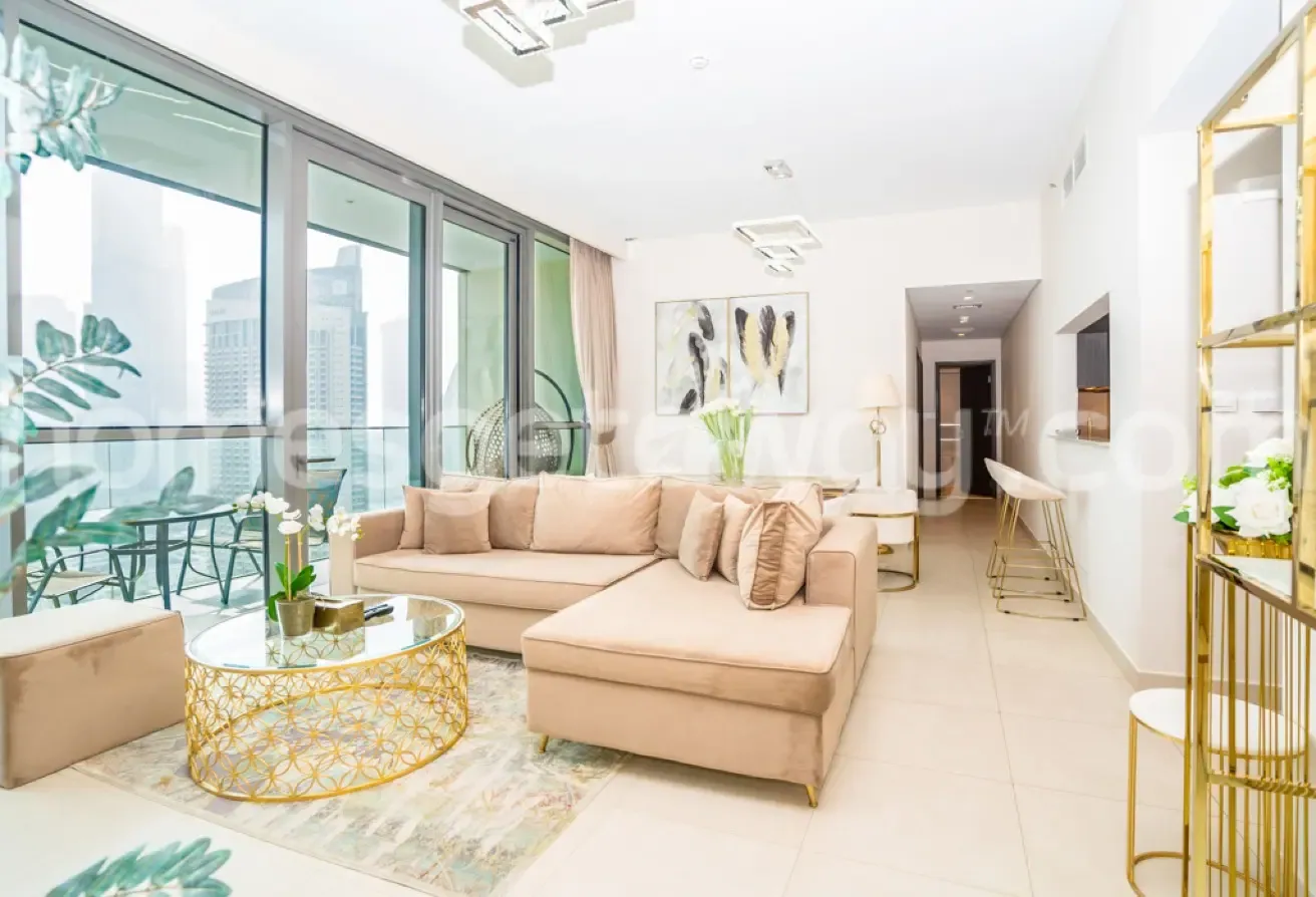 70% discounted 3BR+ Maid's Room| Availabe : Aug 29