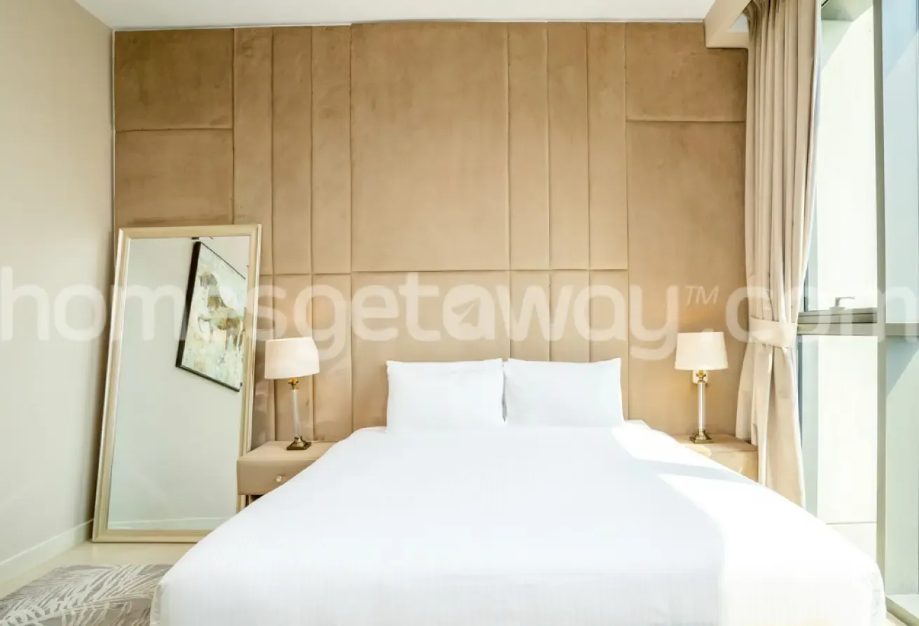 70% discounted 3BR+ Maid's Room| Availabe : Aug 29