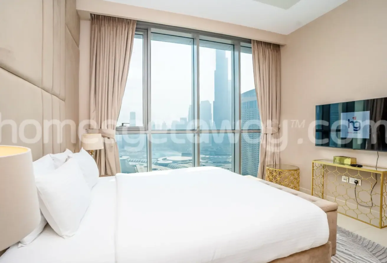 70% discounted 3BR+ Maid's Room| Availabe : Aug 29