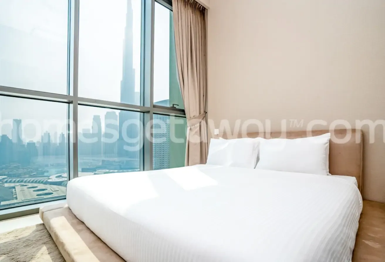 70% discounted 3BR+ Maid's Room| Availabe : Aug 29