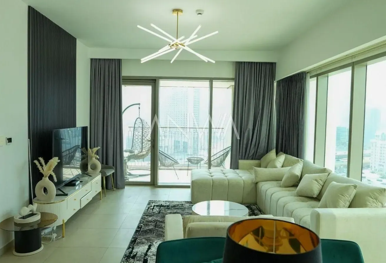 Spacious 3BR | Burj Khalifa & Dubai Mall View
