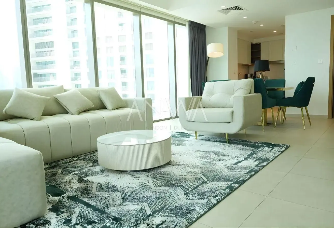 Spacious 3BR | Burj Khalifa & Dubai Mall View