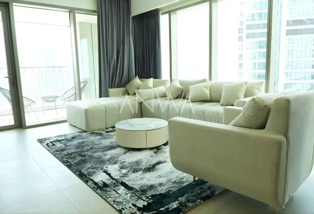 Spacious 3BR | Burj Khalifa & Dubai Mall View