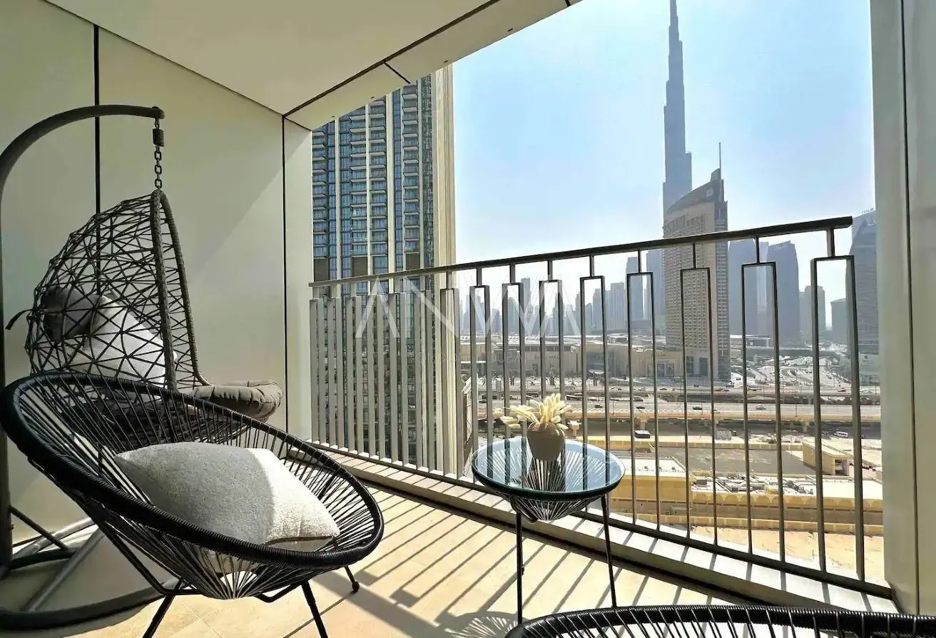 Spacious 3BR | Burj Khalifa & Dubai Mall View