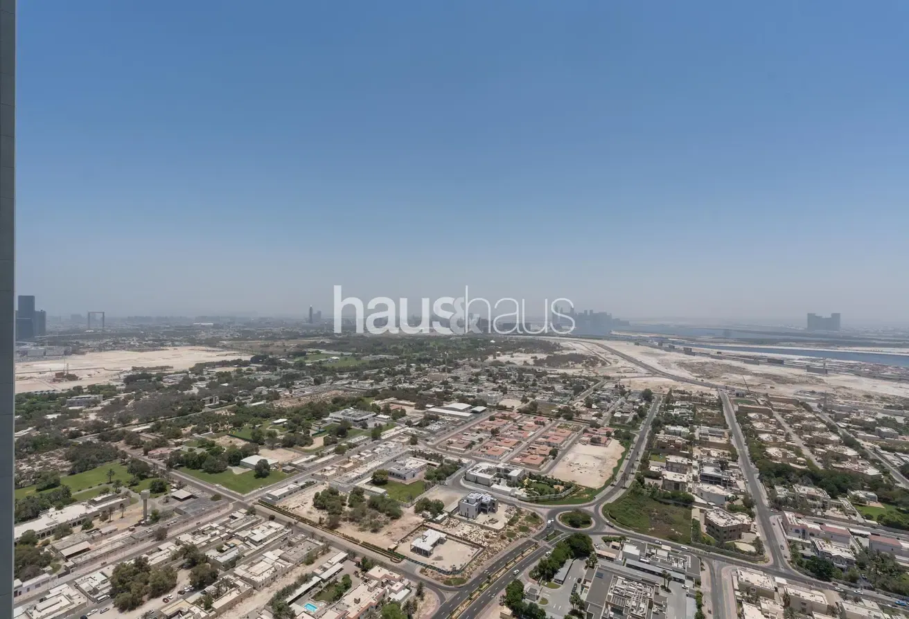 Luxurious 3BR | Burj Khalifa View | Maid’s Room