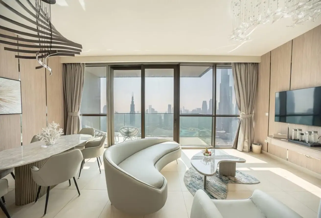 REVAN LUAY | EXCLUSIVE RESIDENCES | BURJ/FOUNTAIN