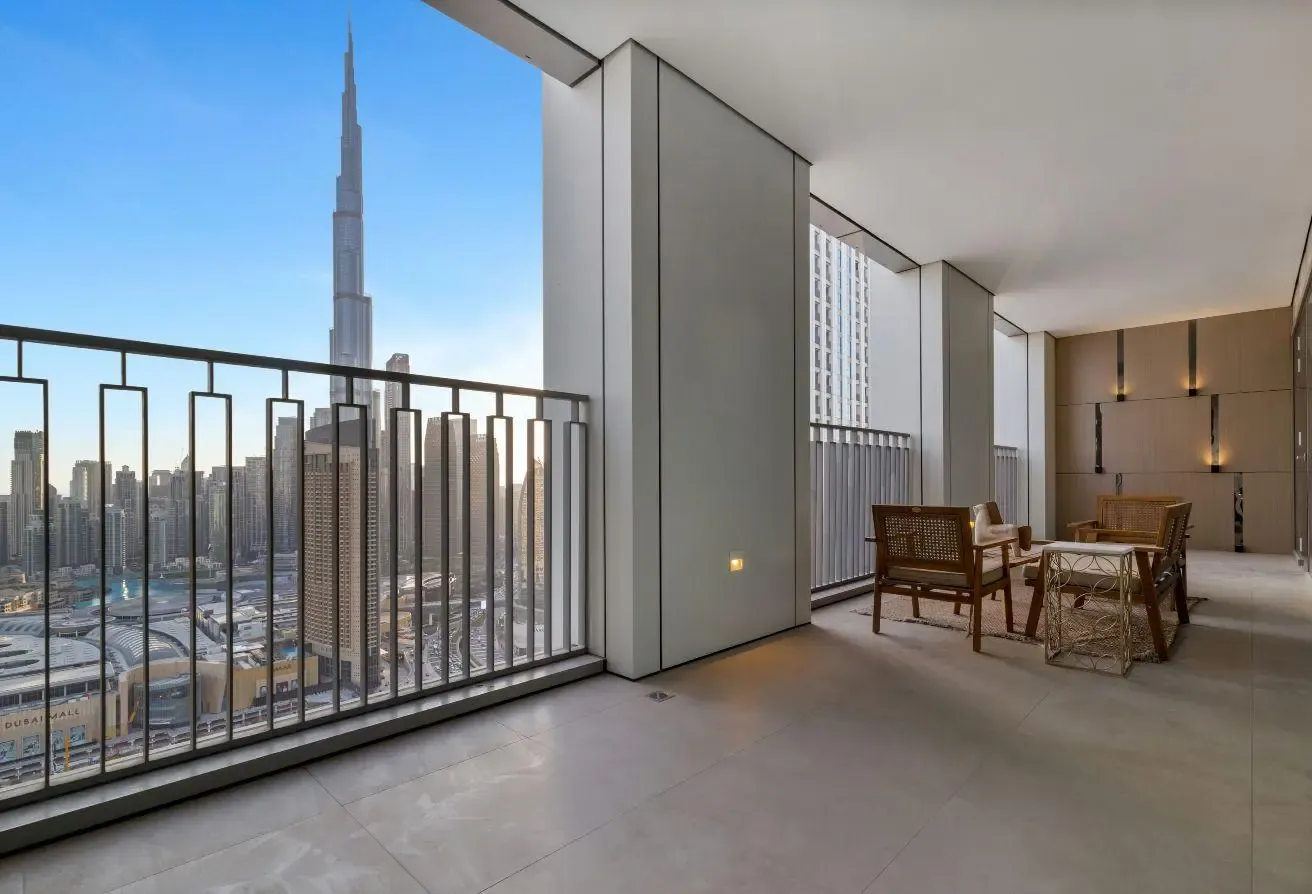 Burj and Fountain Views | 3 BDR + Maids