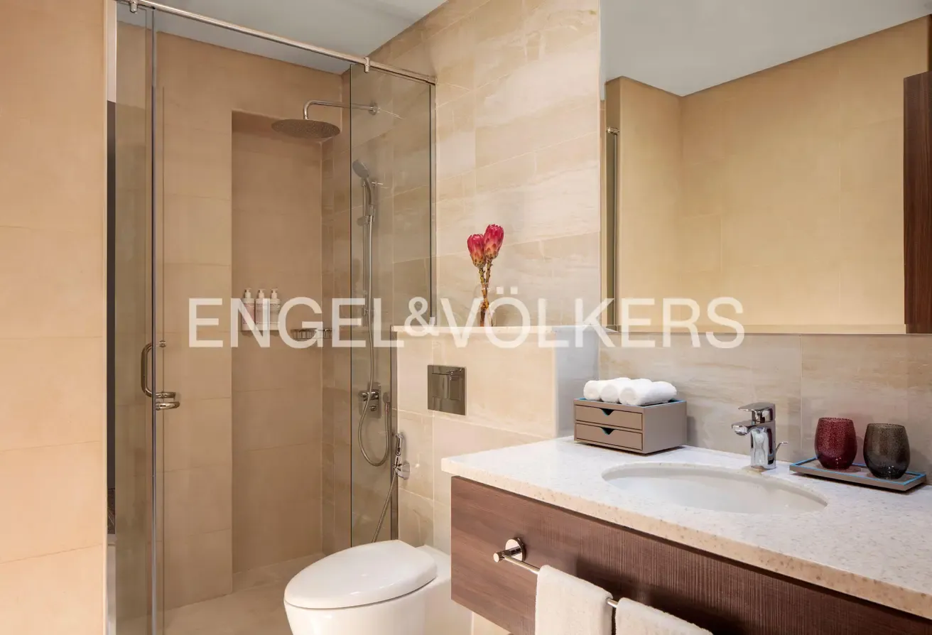 All Bills Included | Fully Serviced | Sea View