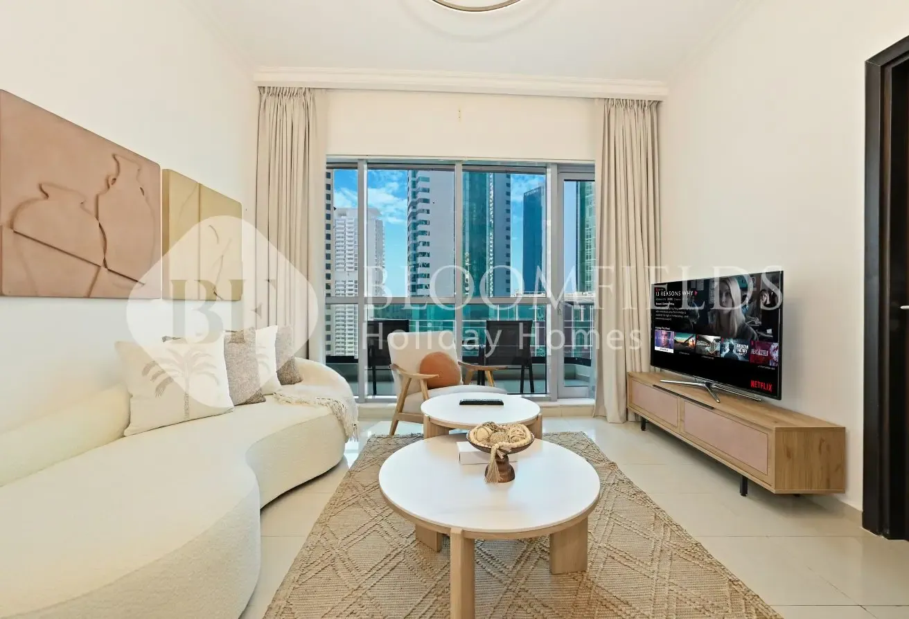 Elegant 1BR l Prime Location l Book Now