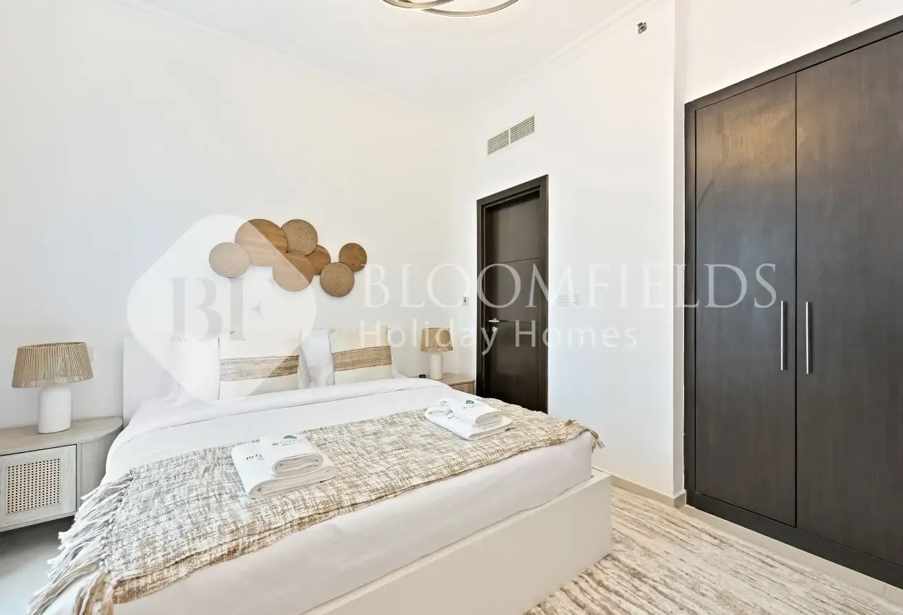 Elegant 1BR l Prime Location l Book Now