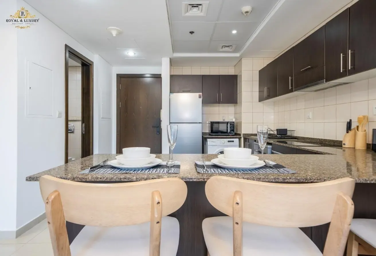 Low Floor | Pool View | All Bills Inclusive