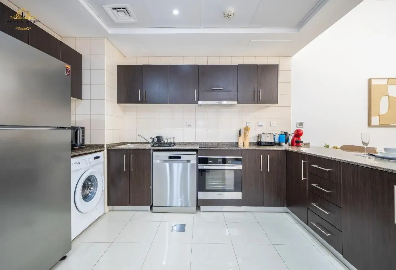 Low Floor | Pool View | All Bills Inclusive