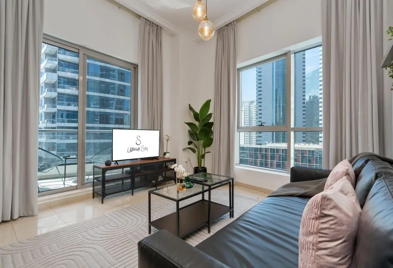 1BR Marina Views High Floor Near Jumeirah Beach