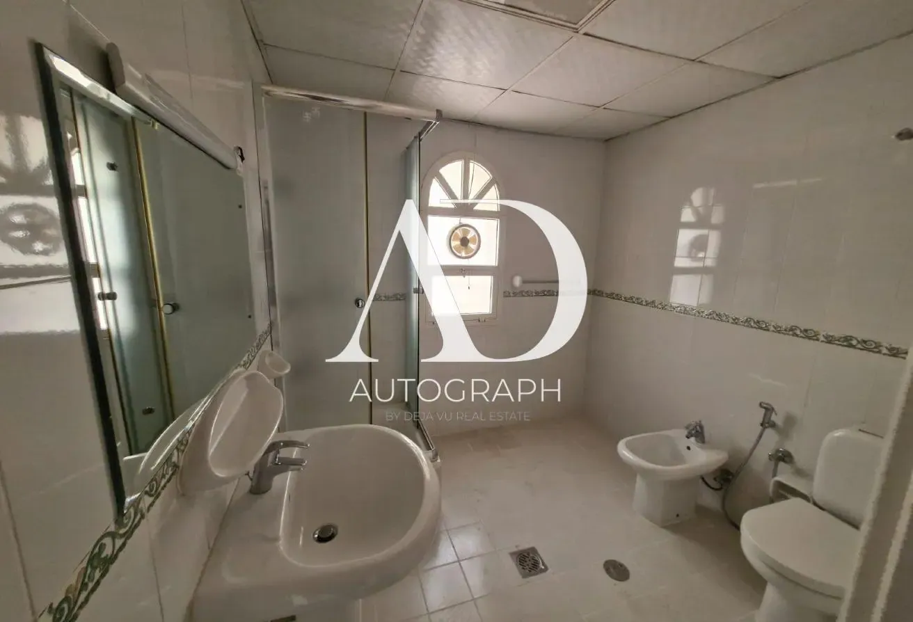 Independent Villa | 4 Bed | Private Pool | Garden
