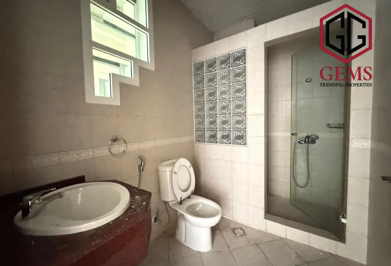 SPACIOUS COMPOUND VILLA | MAID ROOM | SHARED POOL