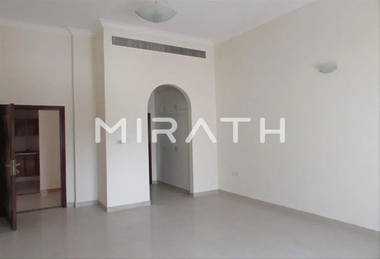 Bright 4BR Compound Villa | Shared Pool | Garden