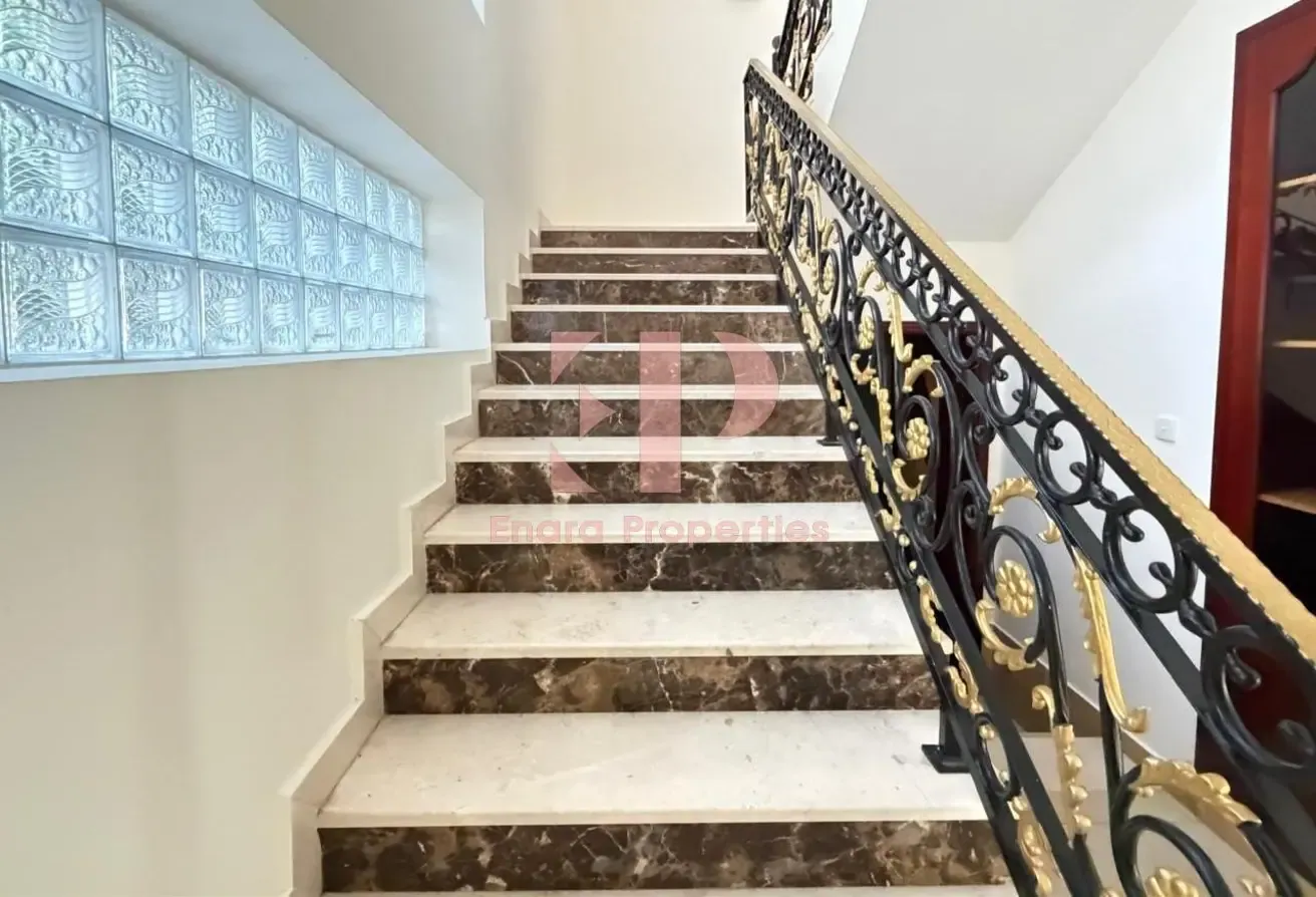 Stunning Villa | Private Pool | Open to sky Lawn