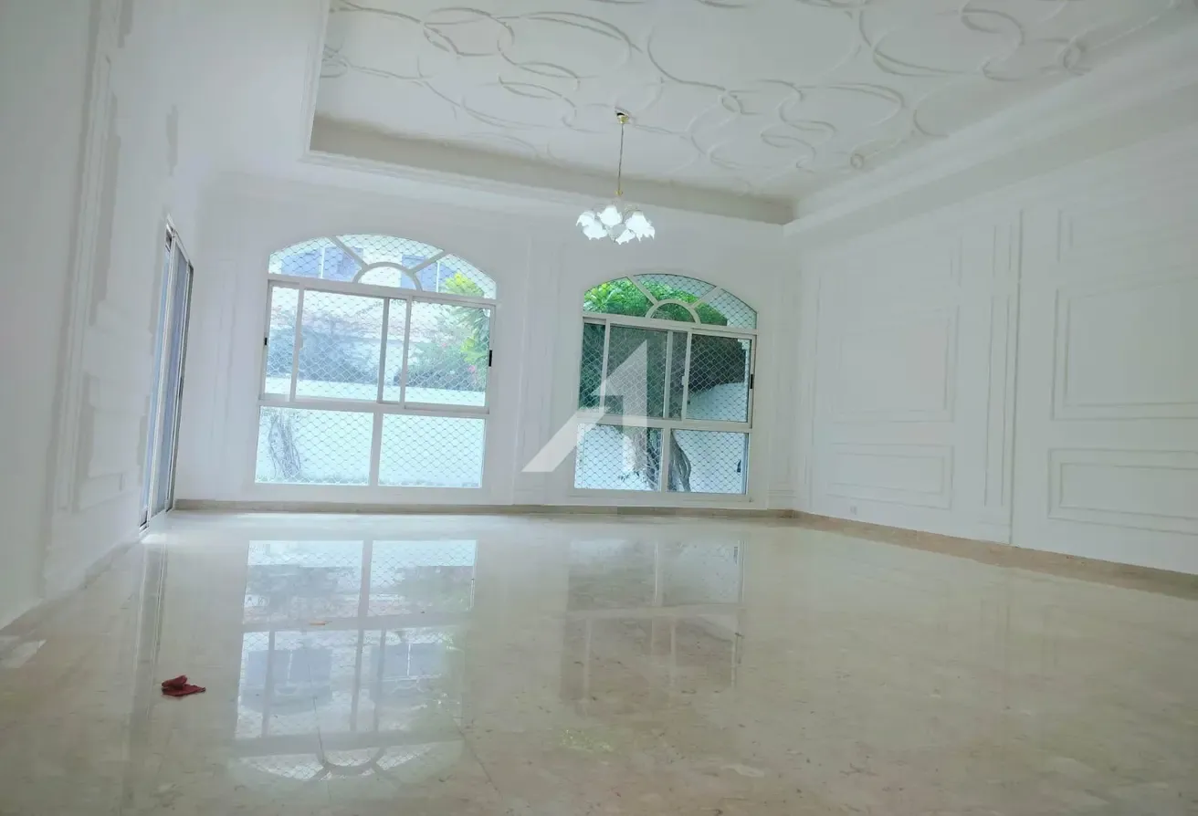 Spacious | Luxury | Study | Prime Location