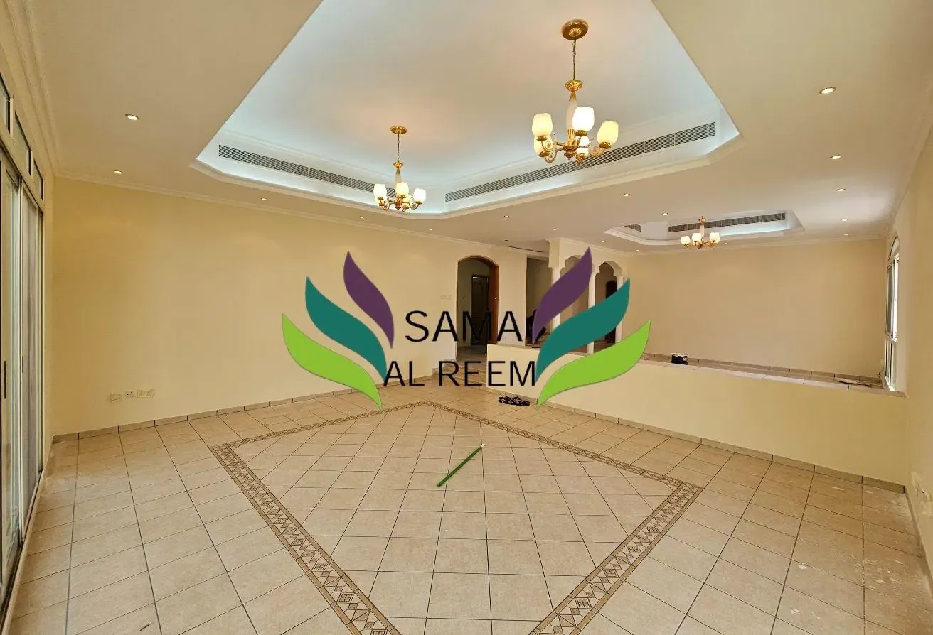 Compound | 4 Bed +Maid Villa |Shared Pool | Garden