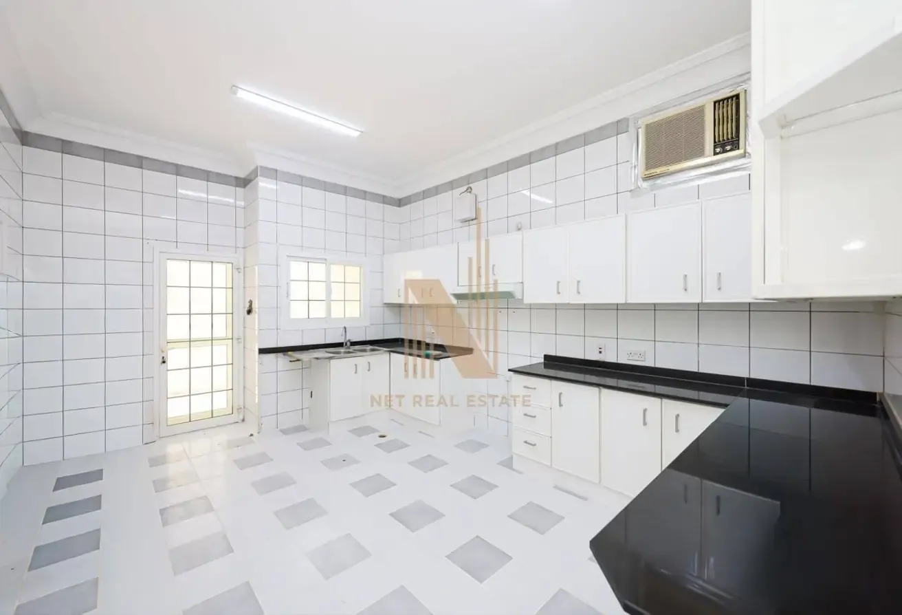 Spacious I Close to Safa Park I Multiple Options