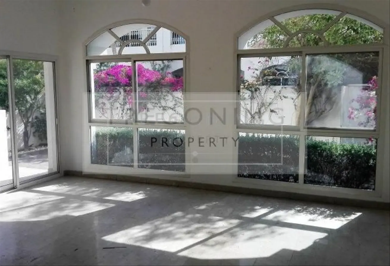 Super 4 bed compound villa with pool and PADEL