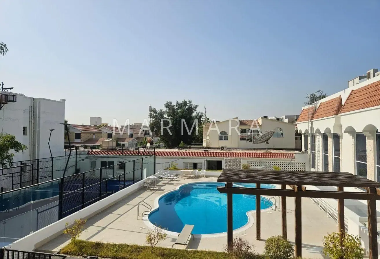 Spacious Well Maintained villa | Garden | Pool