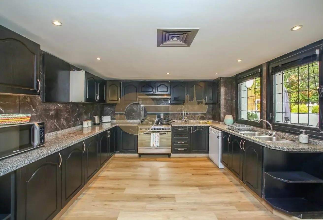 PRESTIGIOUS VILLA | FURNISHED 4BR + ATTIC