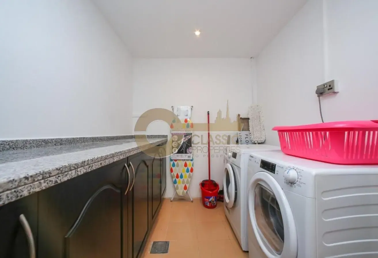 PRESTIGIOUS VILLA | FURNISHED 4BR + ATTIC
