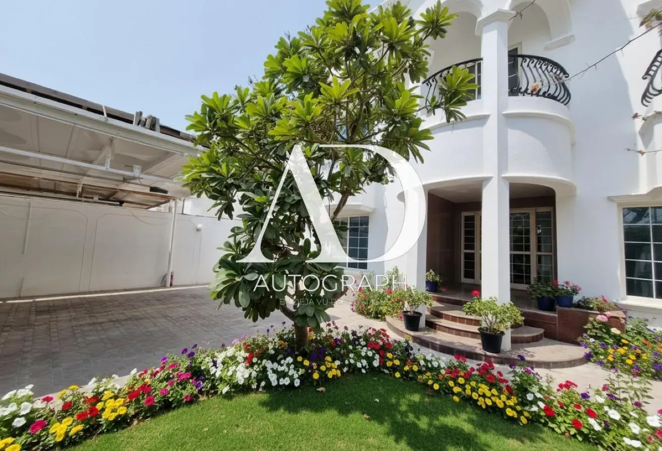 Modern Design | 4 Bed New Refurbished With Pool