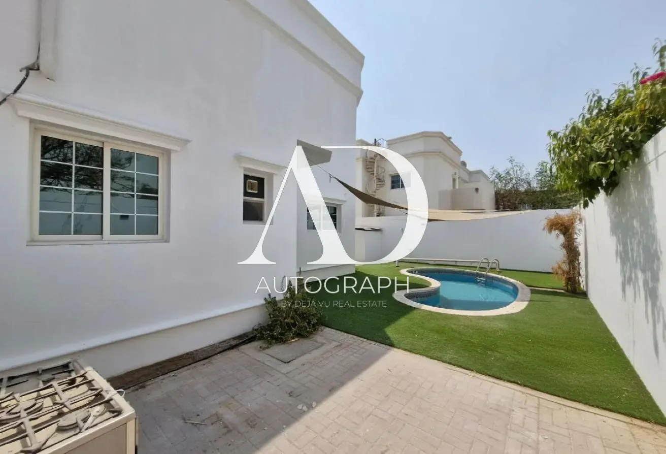 Modern Design | 4 Bed New Refurbished With Pool