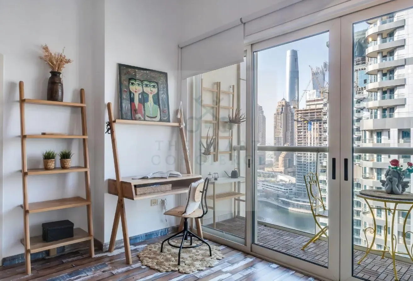 Vibrant + Colorful 1 BR W/ Marina views! Sleeps 3