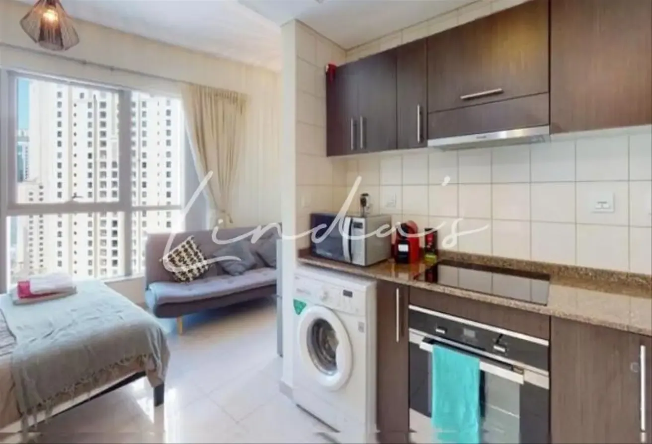 Marina View | Unfurnished |Central marina location