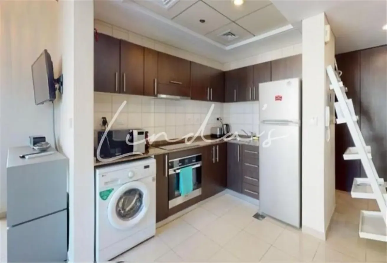 Marina View | Unfurnished |Central marina location